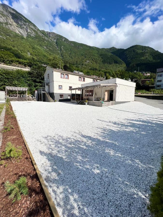 Trolltunga Fjordview Aparthotel Odda Exterior foto