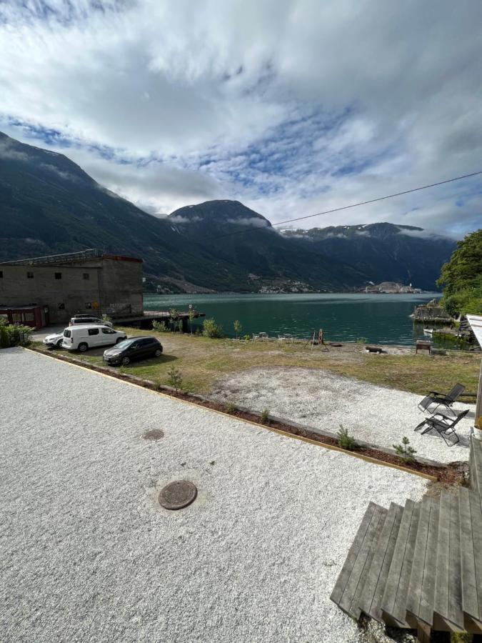 Trolltunga Fjordview Aparthotel Odda Exterior foto